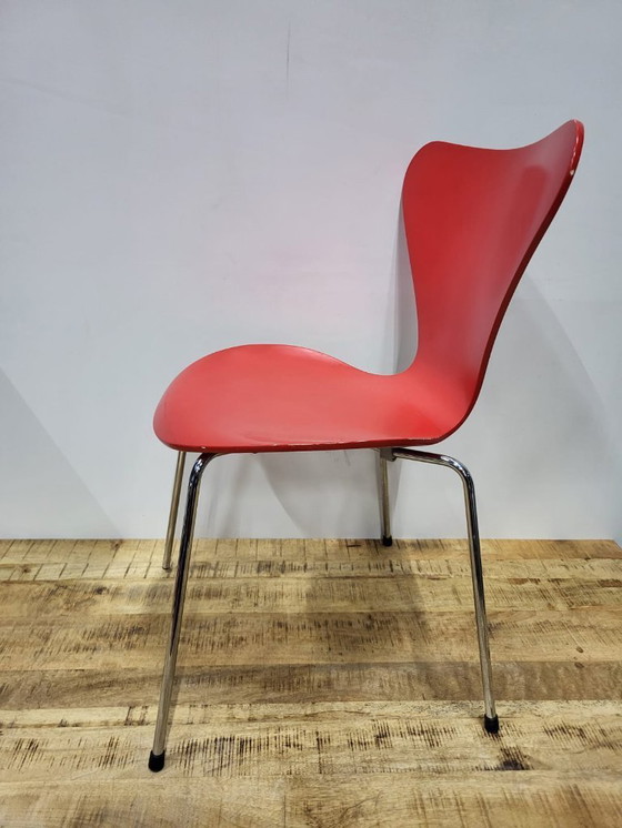 Image 1 of 1x sedia a farfalla Fritz Hansen, rossa, 1996