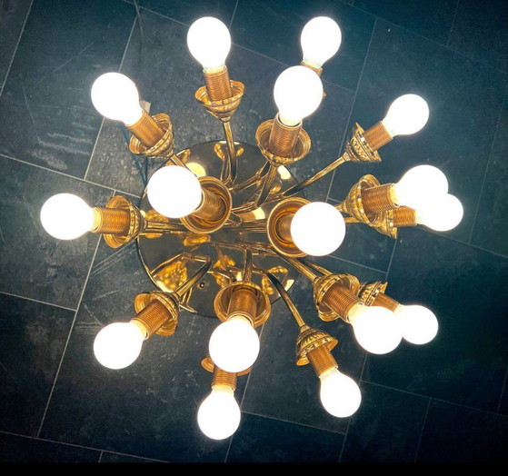 Grande lampadario a forma di fiore in vetro veneziano, 16 luci – Brass (photo 3 of 5)
