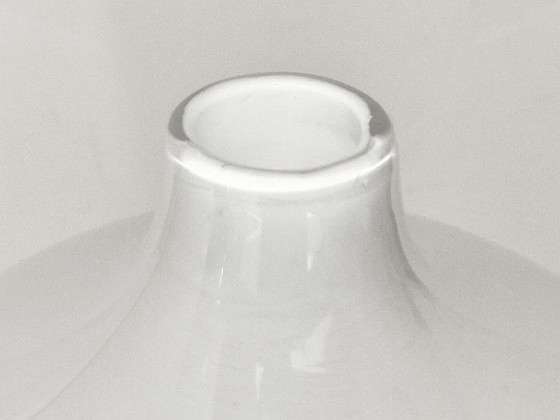 Vase Glass Design Semi-Transparent (photo 6 of 7)