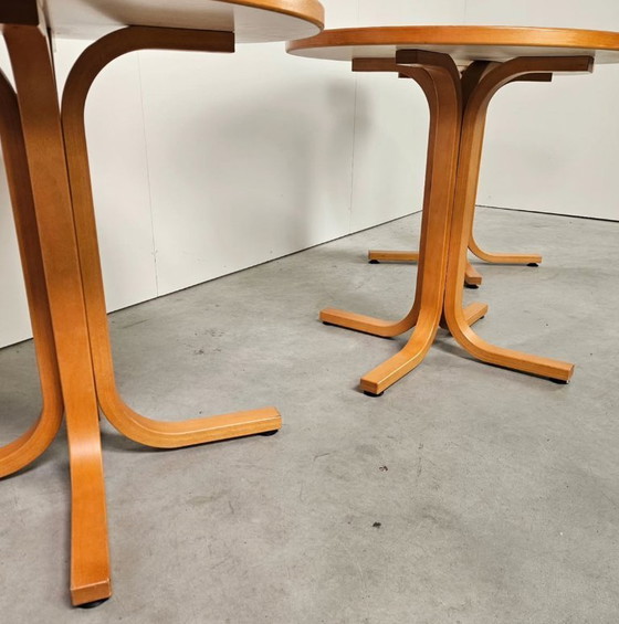 Image 1 of 8 mesas redondas de comedor (para catering)