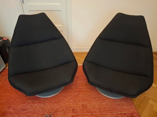 Poltrone girevoli Artifort F510, nere, in buone condizioni (2x)