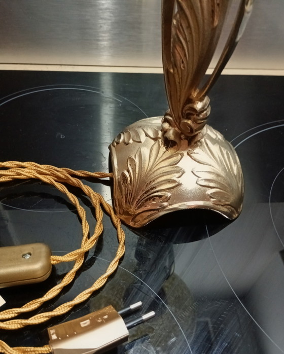 Image 1 of Stehlampe aus Bronze und Opalin