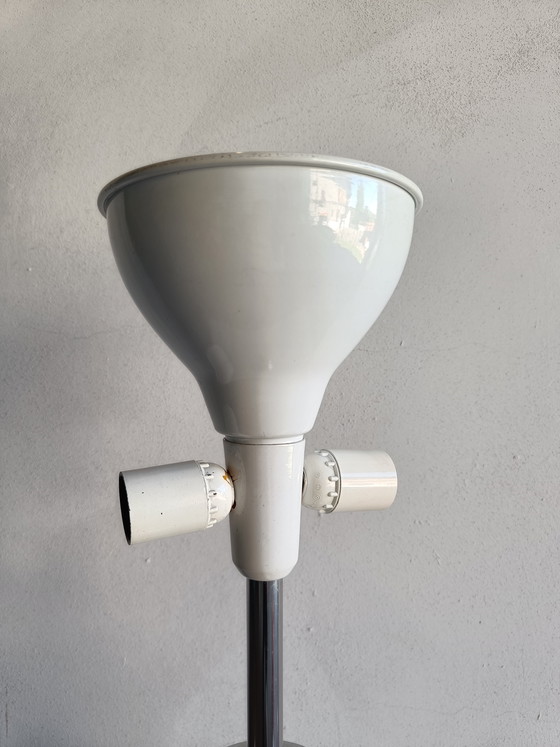 Image 1 of Lampada da tavolo o da terra Reggiani, Italia anni '60/'70, cromo e smalto, design a 3 luci
