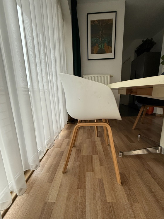 HAY AAC22 (About A Chair) – Dining chairs, Wood, Plastic (photo 3 of 9)