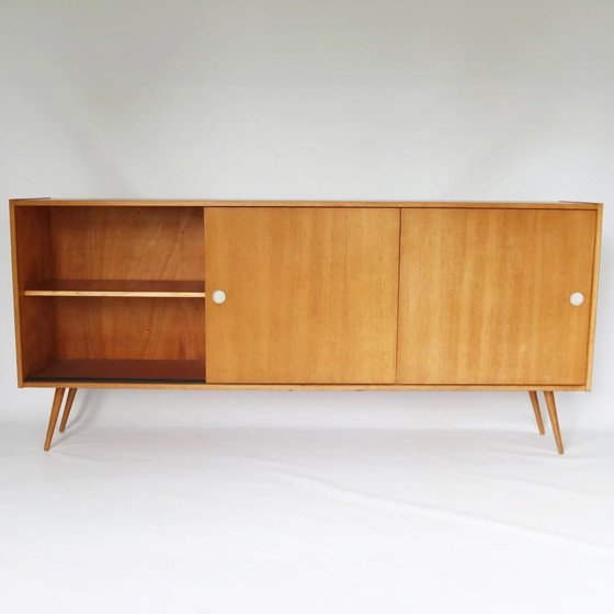 Image 1 of Vintage Oak Sideboard TV Furniture Lowboard