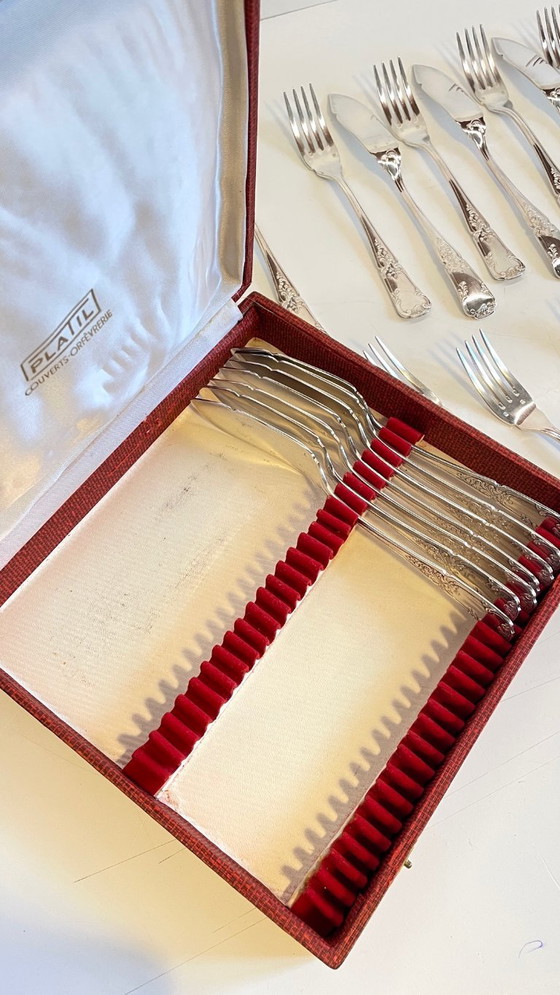 Image 1 of 12 Fourchettes 12 Couteaux à Poisson PLATIL Métal Argenté 