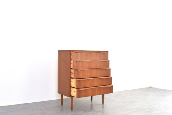 Image 1 of Cassettiera danese in teak di metà secolo, anni '60.