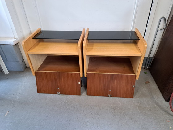 Image 1 of Ensemble de tables de chevet vintage