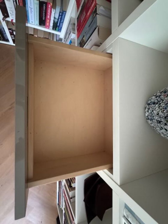 Image 1 of Mueble de pared Lema Selecta, lacado en blanco, incluye cajón insertable.
