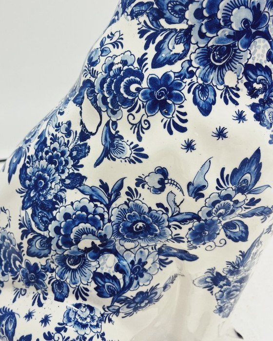 Image 1 of Ceramic Tiger Sculpture - Delft Blue