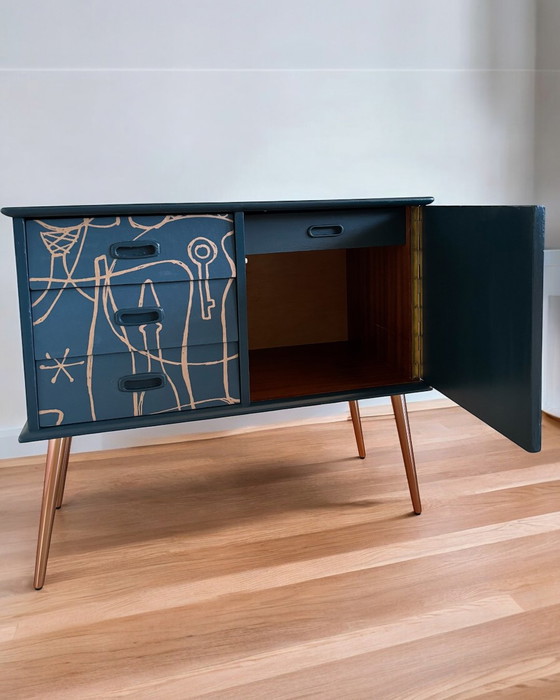 Vintage Sideboard in Blue and Copper – Wood (photo 9 of 9)