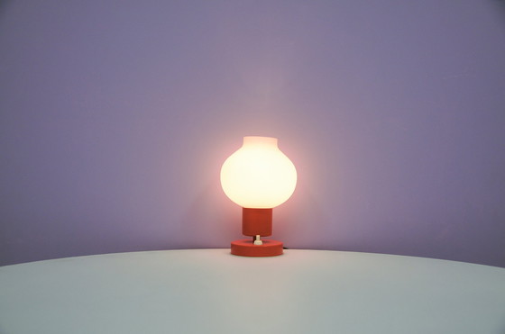 Image 1 of Orange Metall Tischlampe Milchglas Globus