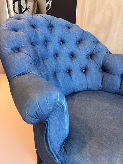 Lounge Bank