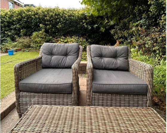 Beautiful wicker lounge set – Plastic (photo 3 of 13)