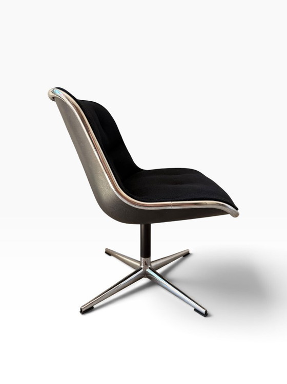 Charles Pollock Chefsessel von Knoll – Schwarzer Stoff – 1. Bein – Textile (photo 4 of 11)