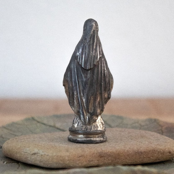Image 1 of Antique metal figurine of the Blessed Virgin Mary: Old French pocket altar
