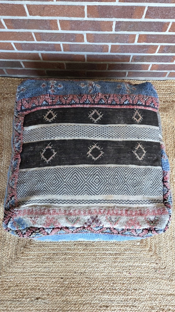 Pouf berbère vintage – Poufs & repose-pieds, Wool (photo 5 of 6)
