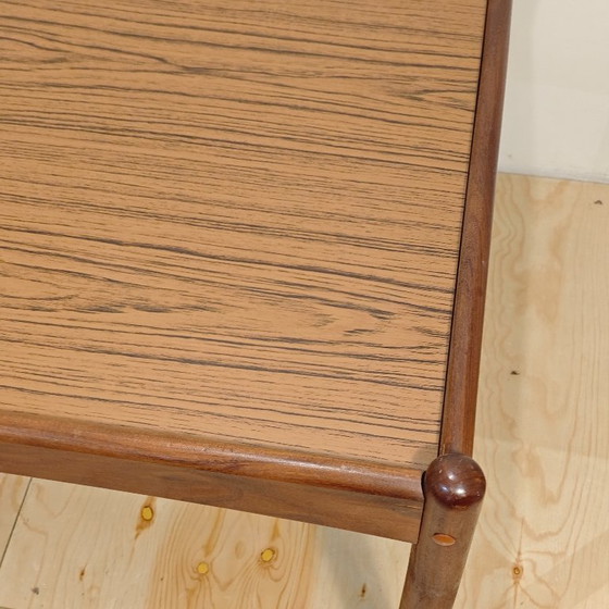 Image 1 of Table basse vintage avec plateau réversible