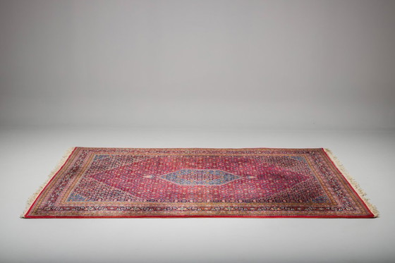 Image 1 of  Alfombra Geométrica Bijar Rojo Oscuro con Borde y Medallón