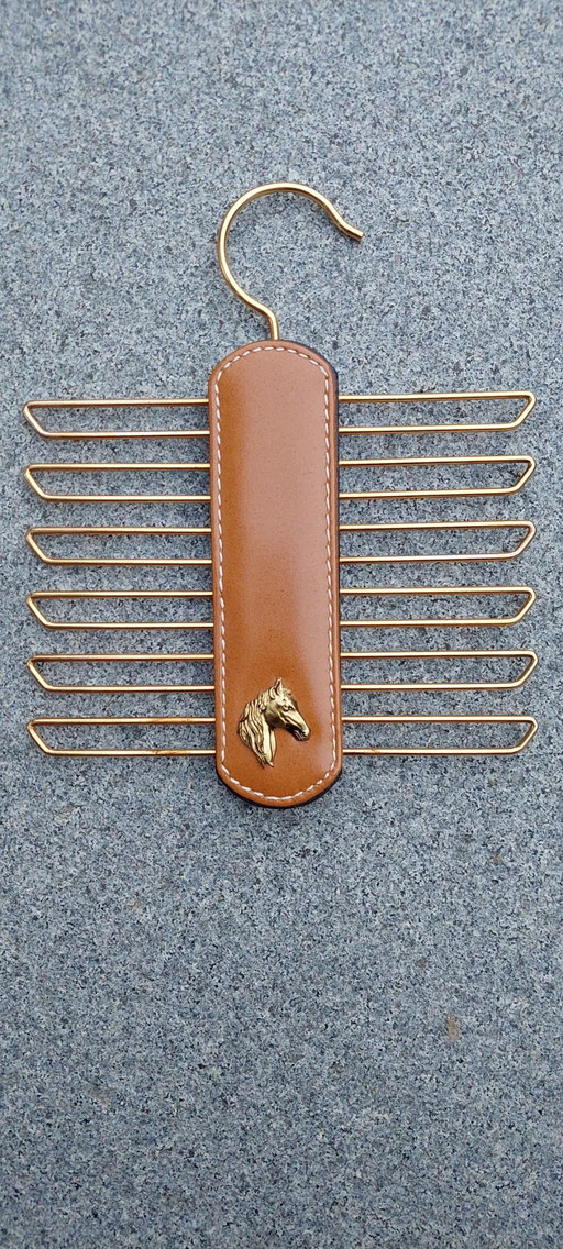 Cintre / Porte-cravates en Cuir Vintage de Luxe avec Tête de Cheval