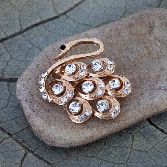 Image 1 of Vintage rose gold metal swan brooch with rhinestones