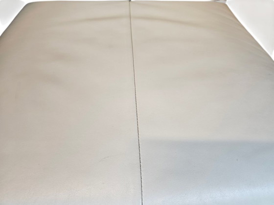 Image 1 of Montis - diseño Gerard van den Berg - modelo Chaplin - Piel - crema/blanco -.