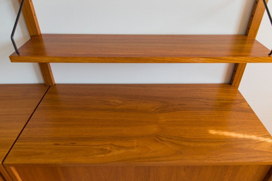 Image 1 of Modulair wandopbergsysteem van Poul Cadovius voor Cado, jaren 60.