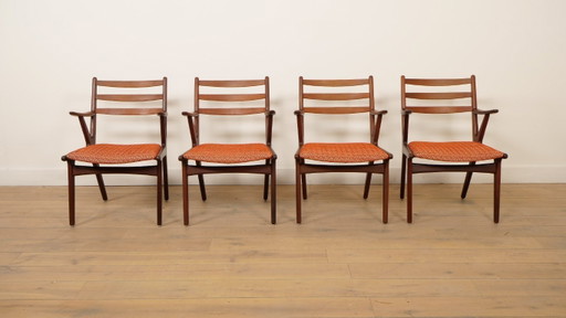 Set of 4 Danish teak dining chairs | 1960s