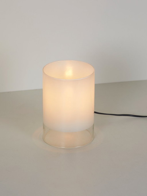 Vintage lamp van mat glas van Dlg Guido Rosati, circa 1980.