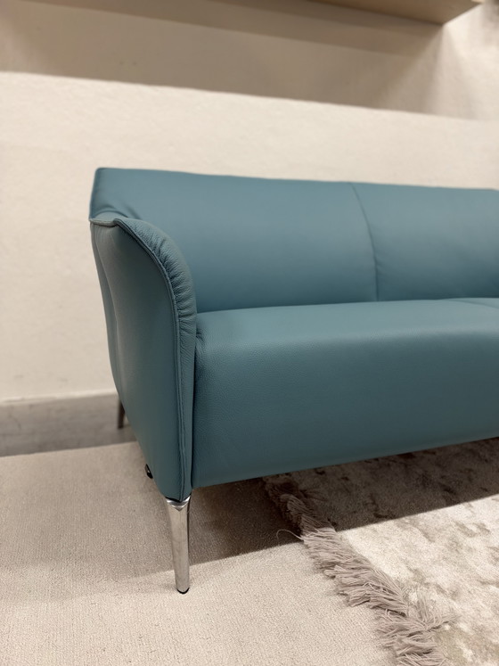 Leolux Mayon 2.5-seater Sofa Blue leather, 2 seaters (photo 4 of 10)
