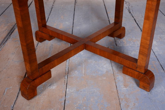 Restaurierter Art-Déco-Tisch von Halabala, UP Závody, Walnuss, Lack, Tschechisch, 1920er Jahre – Tische, Wood (photo 8 of 16)