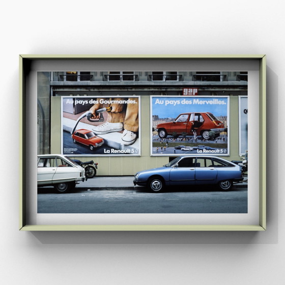 1x Mid Century Straßenfotografie "Au Pays Des Merveilles" – Paper (photo 2 of 6)