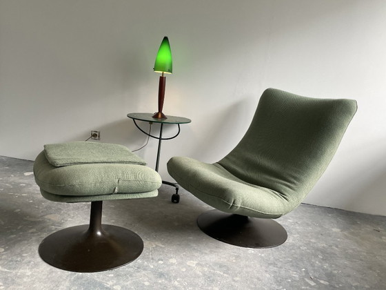 Image 1 of Artifort Sessel und Fußhocker / Geoffrey D'Harcourt