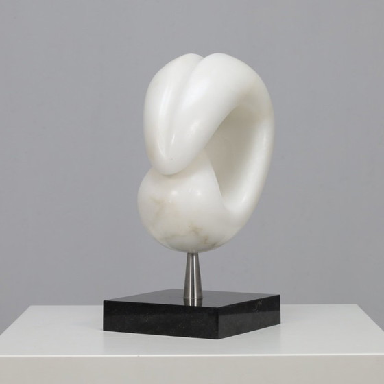 Image 1 of Sculpture abstraite en marbre sculptée à la main, design moderne néerlandais, années 1990