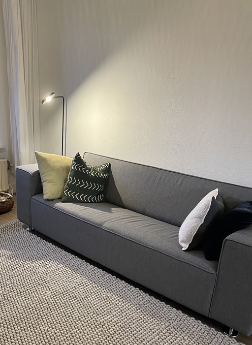 Banc de la marque de design néerlandaise Jame.
