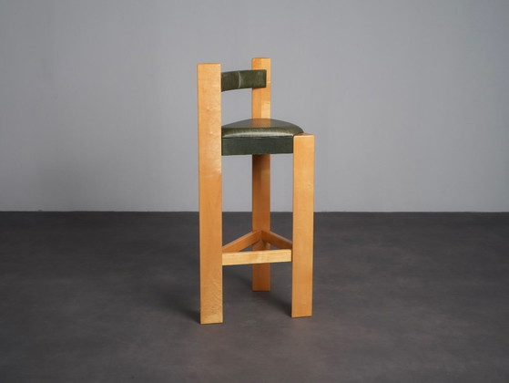 Set aus 3 architektonischen Barhockern aus Holz und Leder, 1990er Jahre, Grün (Foto 4 von 10)