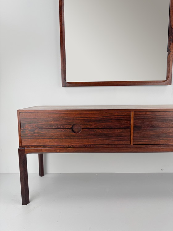 Image 1 of Aksel Kjersgaard Model 394 dressoir + Model 168 spiegel – zeldzame bijpassende set in prachtig palissanderhout
