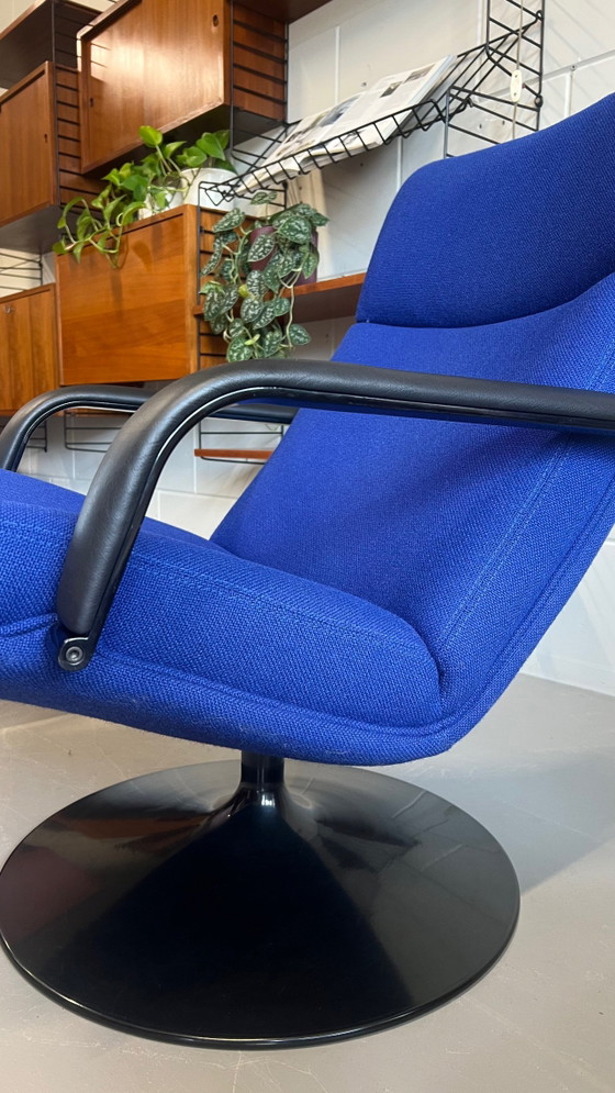 Vintage Swivel Armchair •Artifort• model F142 – Textile, Metal (photo 14 of 15)