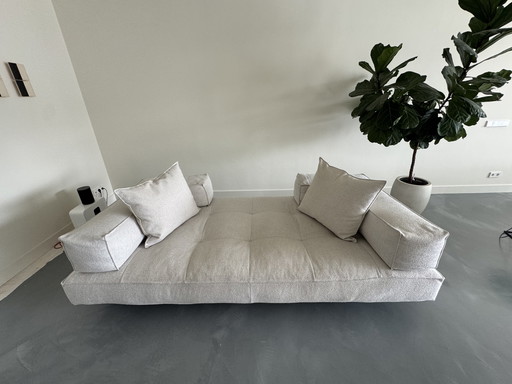 Albedo M1 design sofa - like new