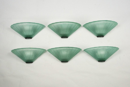 Set of six De Majo sconces in thick green murano glass. Italy 1980s