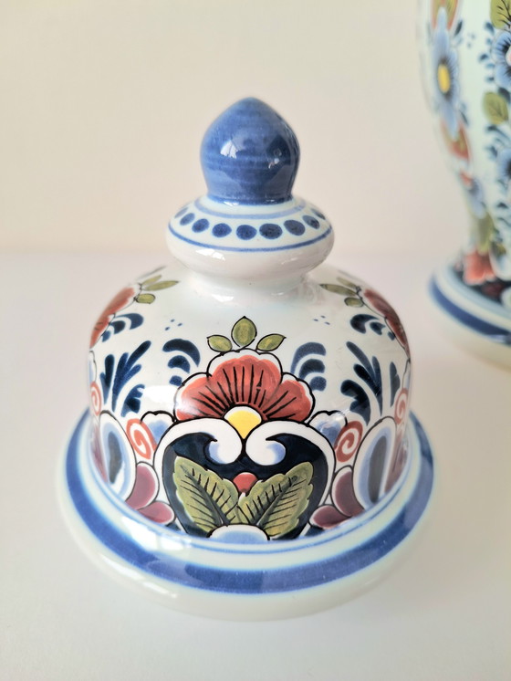 Image 1 of Hermoso tarro de jengibre policromado, intacto, de O.U.D. Delft Nijmegen.