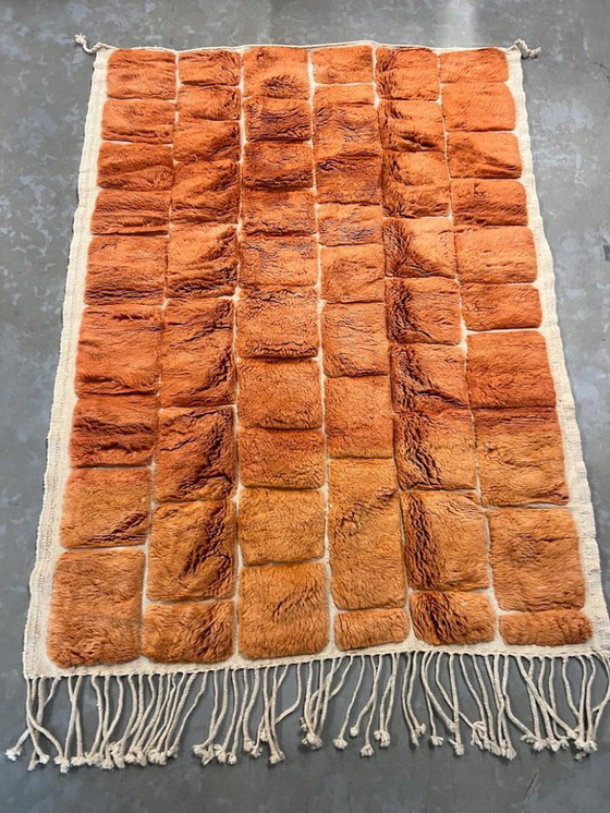 Image 1 of Tapis marocain artisanal décoré 250cmx150cm 