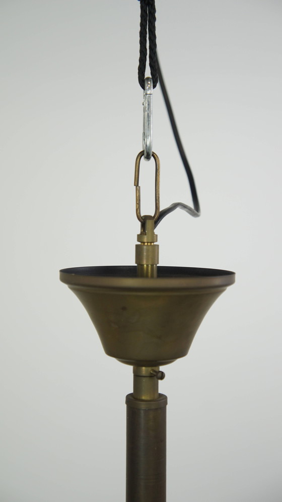 Image 1 of Lampada a sospensione/soffitto vintage a forma di sfera di vetro realizzata in vetro opalino in stile Art Déco