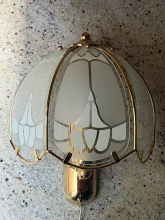 Wall Sconce, Art Deco Etched Panel Design, Brass Mount – Wall lights, Glass (photo 8 of 15)