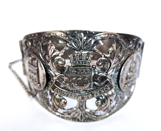 Image 1 of antieke Frans verzilverde manchetarmband uit 1920