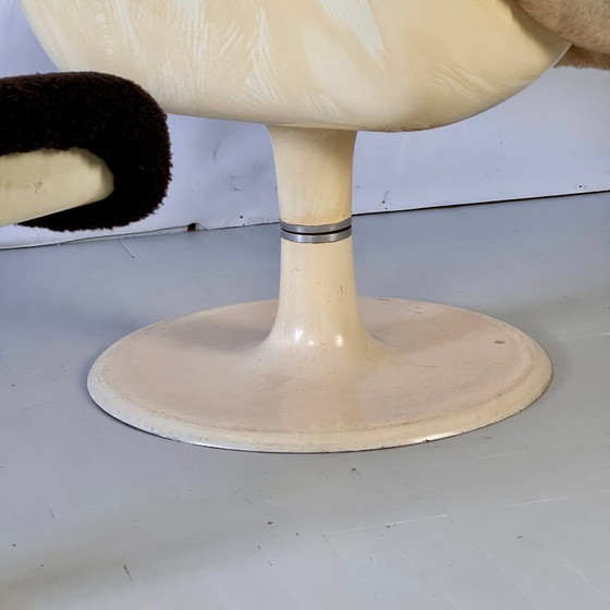 Image 1 of Hongaarse space age draaistoel met voetensteun, 1960