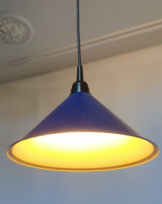 Image 1 of Vintage Hema kegelvormige hanglamp van blauw metaal jaren 80