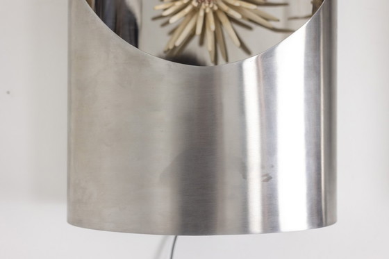 Image 1 of Par de grandes apliques de pared de metal pulido. Años 70.