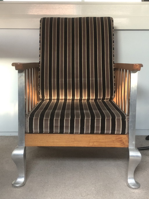 Designa Smoking Chair, Silver Leg and Wood