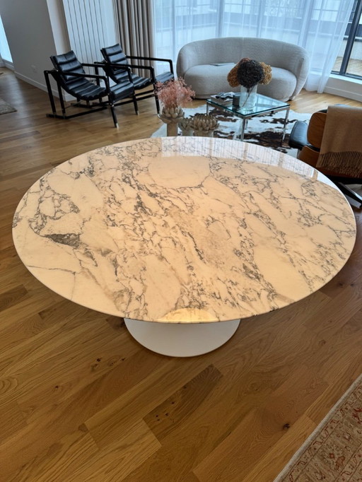 Table Tulipe Knoll Marbre par Eero Saarinen